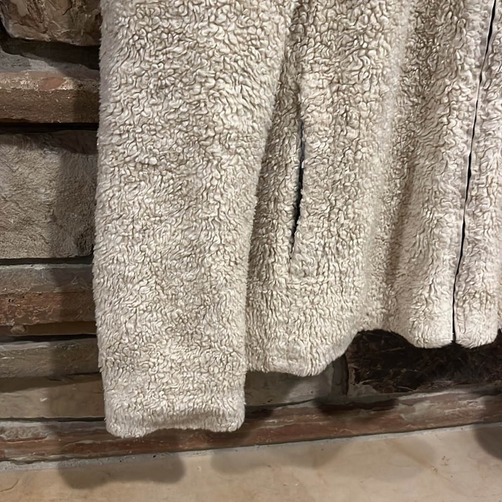 Pendleton Sherpa Teddy Flannel Trim Jacket - Picture 4 of 7
